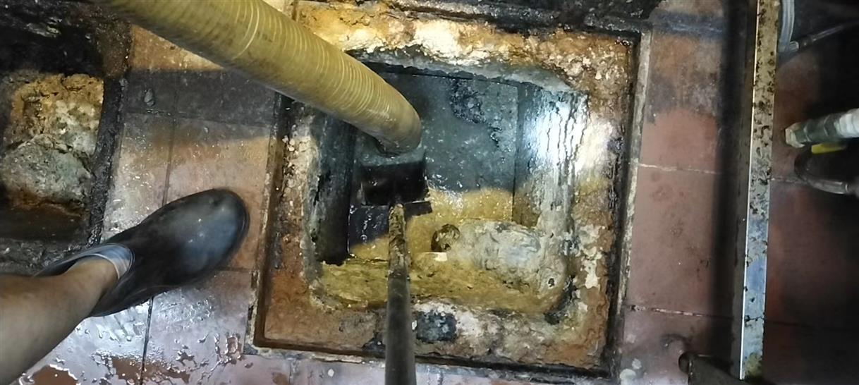 黄山化油池清理-污水池清掏